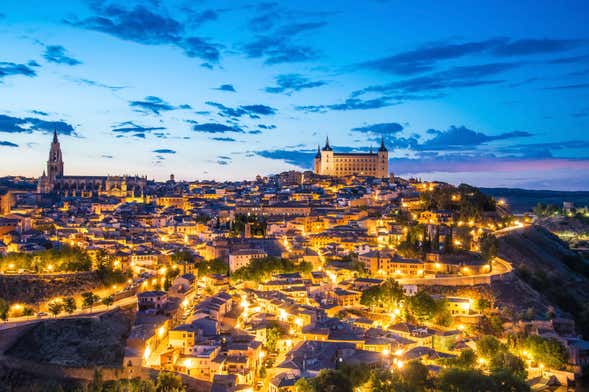 Tour de las leyendas de Toledo + Entrada a las Cuevas del Alcaná