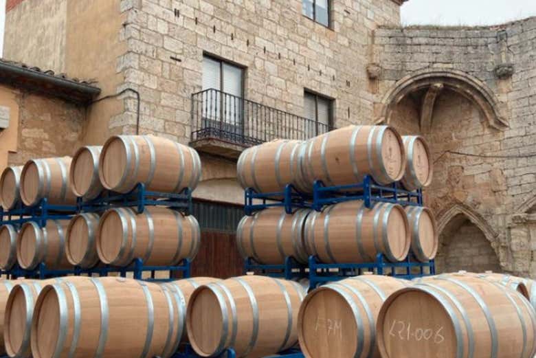 Exterior de la bodegas Rodríguez y Sanzo