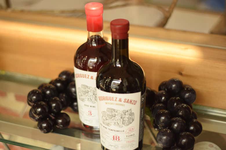 Botellas de vino de Rodríguez y Sanzo