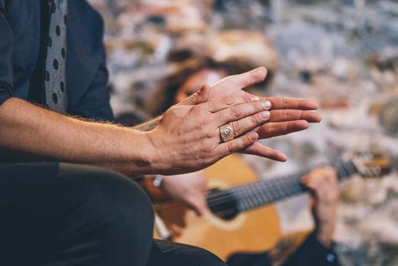 Disfrutando del espectáculo flamenco