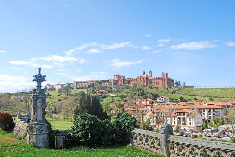 Views of Comillas