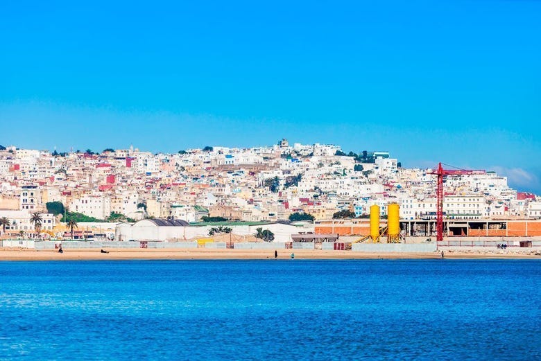 Vue de Tanger depuis la mer