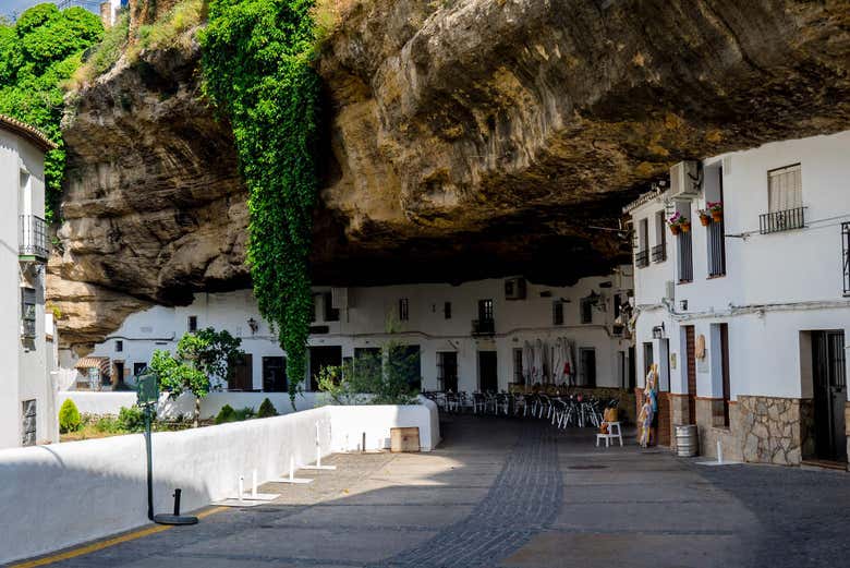 Setenil de las Bodegas