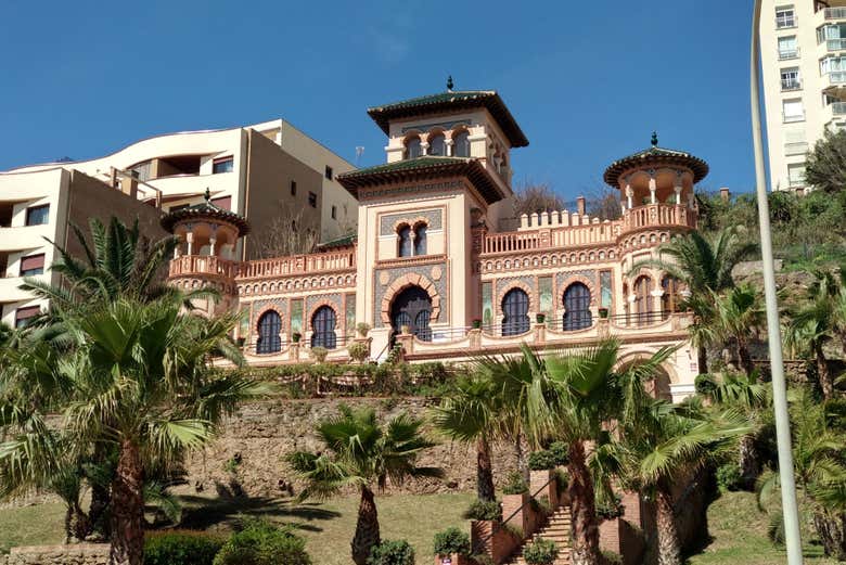 Fachada neomudéjar da Casa de los Navajas