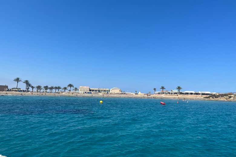 Navegaremos frente a la playa de Torrevieja