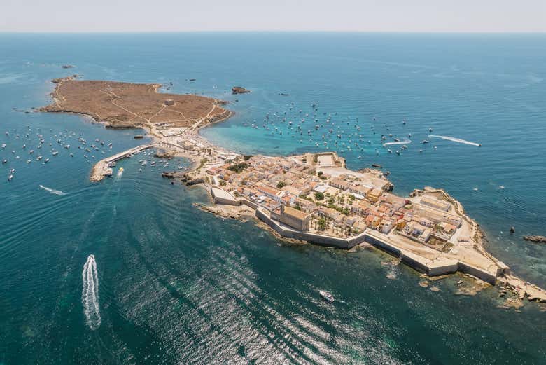 Tabarca, la isla habitada más pequeña de la Comunidad Valenciana