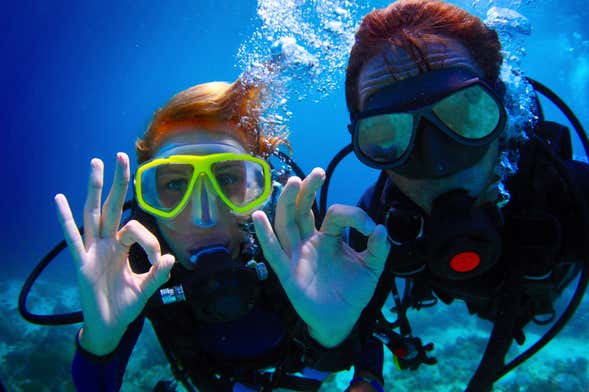 Buceo en la playa de la Mar Menuda