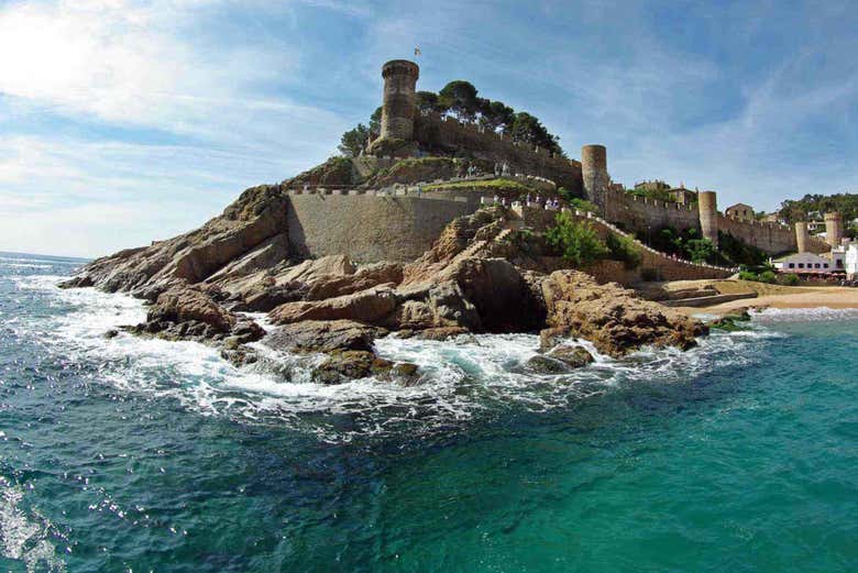 Panorámica del castillo de Tossa de Mar