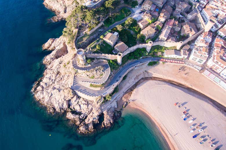 Vista aérea del castillo de Tossa de Mar