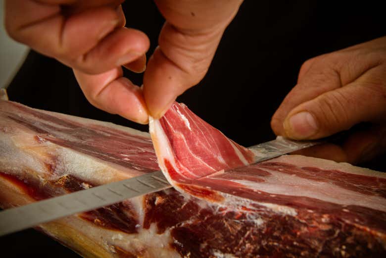 El arte de cortar jamón