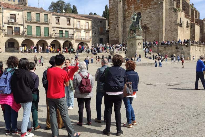 Comenzaremos el tour en la Plaza Mayor