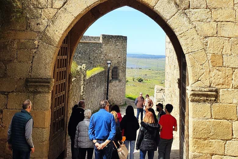 Saliendo de la villa medieval