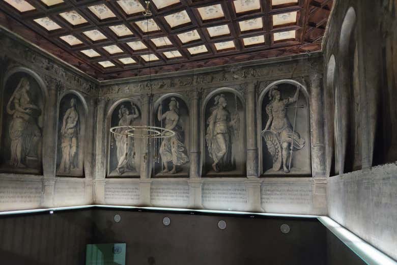 El palacio del Marqués de San Adrián