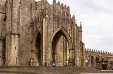 Visita guiada por Tui e sua catedral