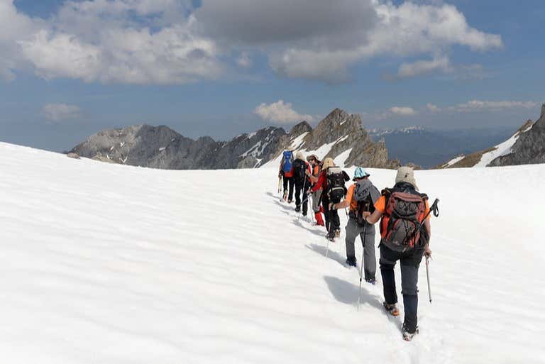 Passeio com raquetes de neve