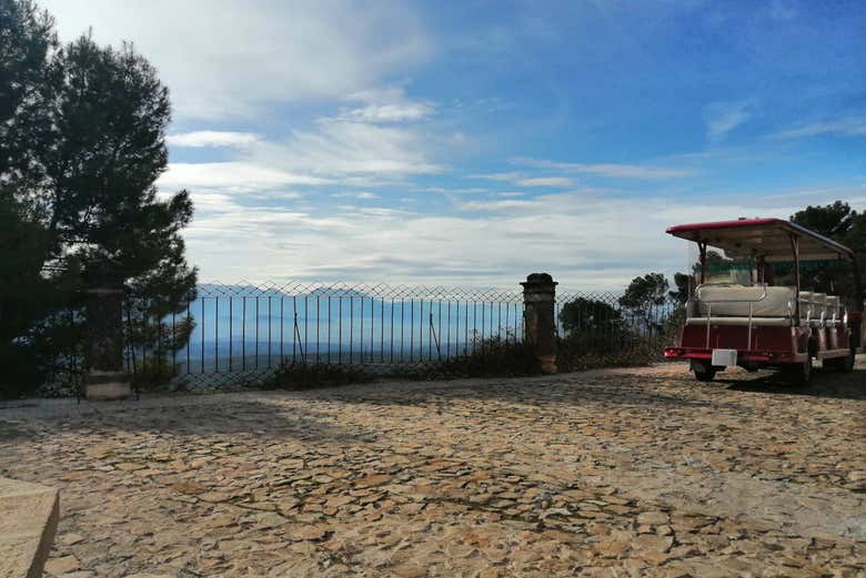 Découvrez Úbeda à bord d'un minibus