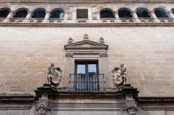 Visita guiada pelo Palácio Vela de Los Cobos