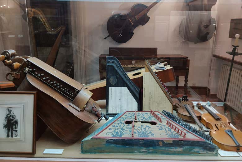 Learn about the history of Spanish music