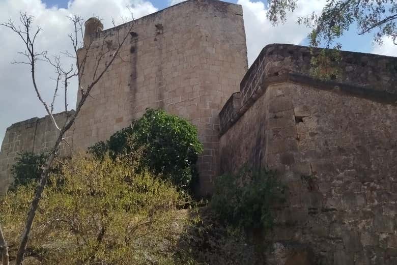 Torre del histórico Castillo de Valencia de Alcántara