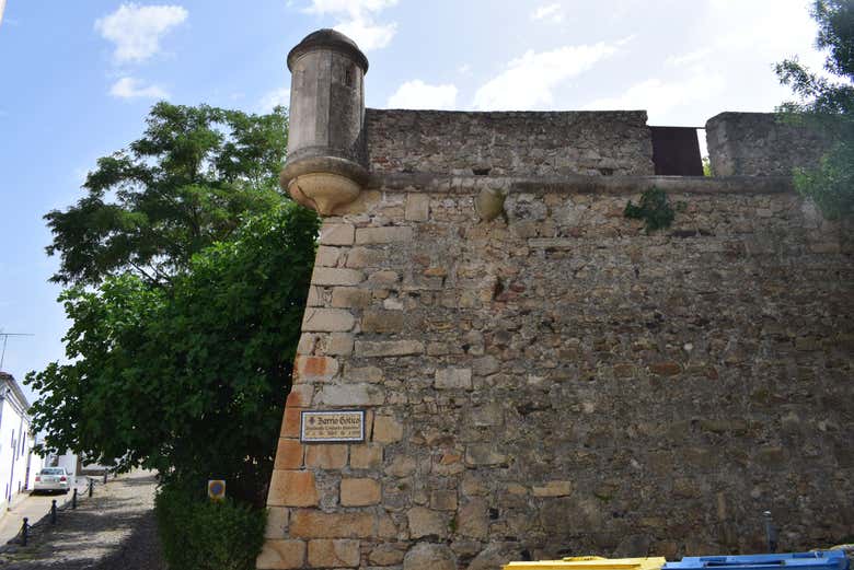 Fachada del Castillo de Valencia de Alcántara