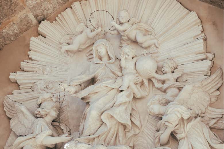 Detalles de la fachada principal