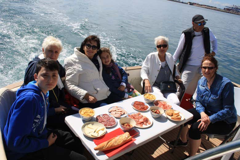 Surcando el Mediterráneo en el yate