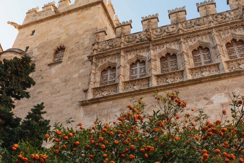 Exterior de la Lonja de la Seda