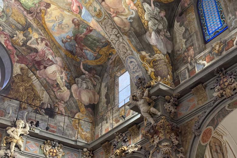 Admiraremos la belleza del interior de la iglesia de San Nicolás