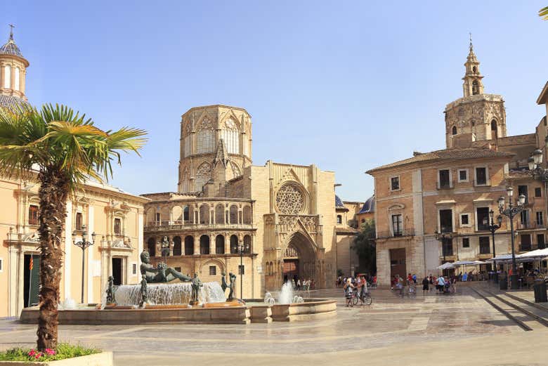 Plaza de la Virgen di Valencia