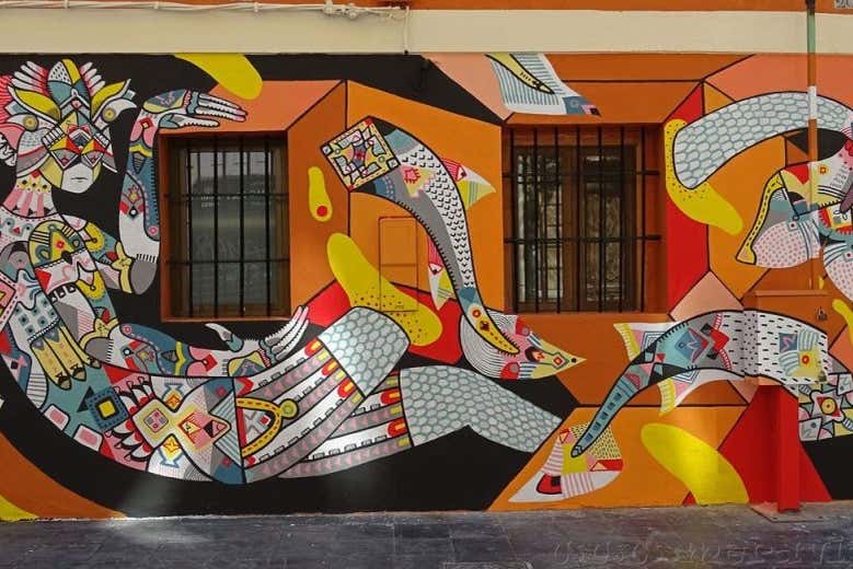 Alla scoperta della street art del quartiere di El Carmen