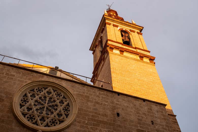 Torre e rosácea de San Nicolás
