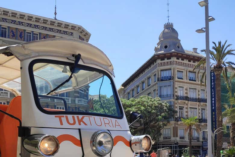 Tuk Turia 2024