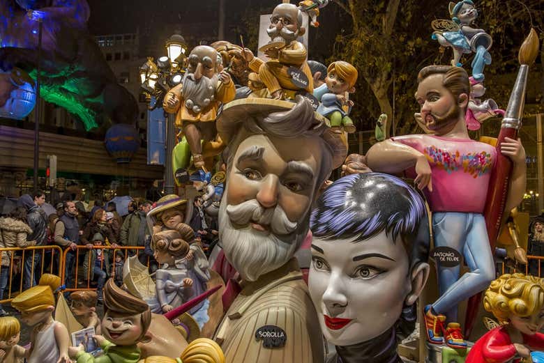 Entrez dans les Fallas emblématiques