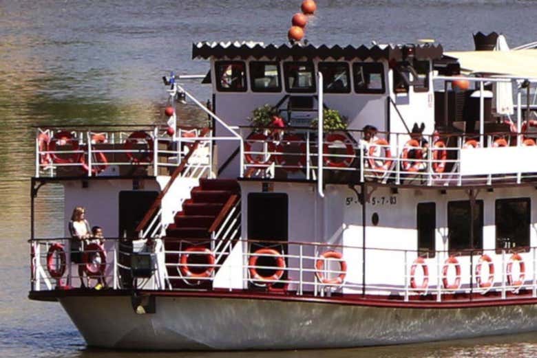 Enjoy Valladolid from the water