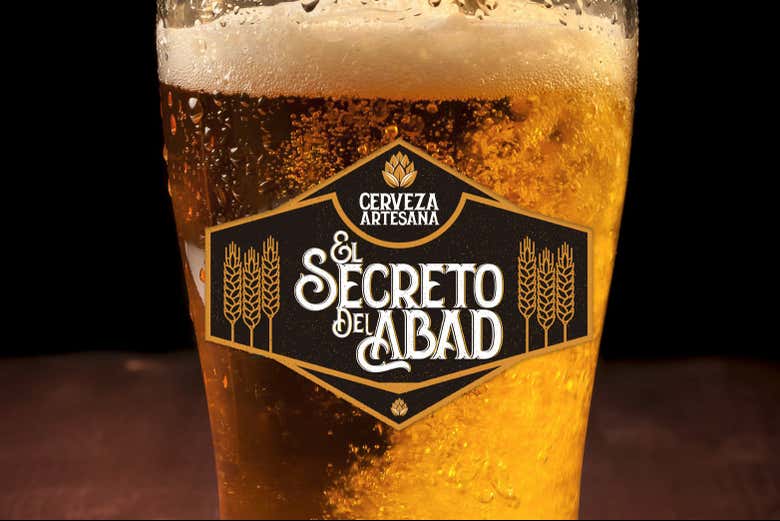 Un vaso de cerveza El Secreto del Abad