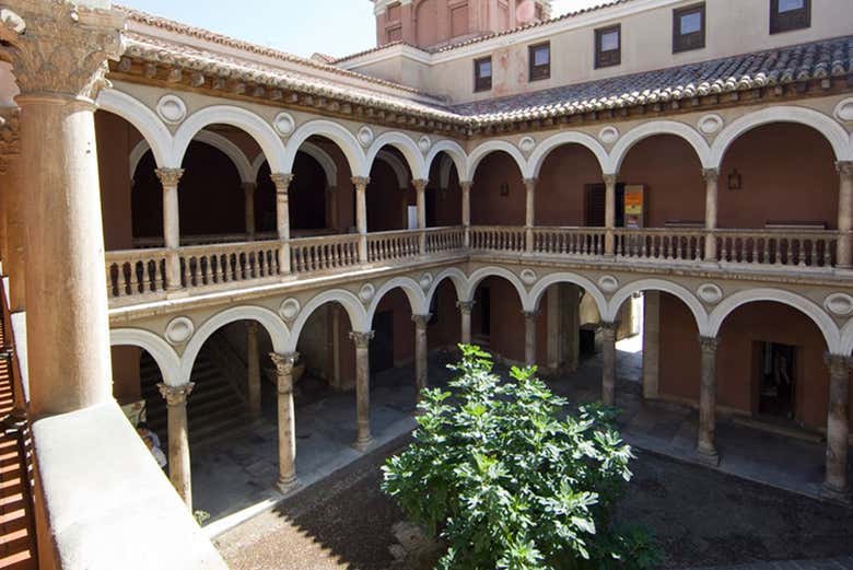 Patio del Palacio de Fabio Nelli