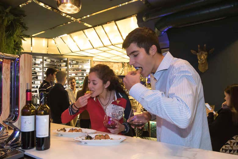 Probando las tapas