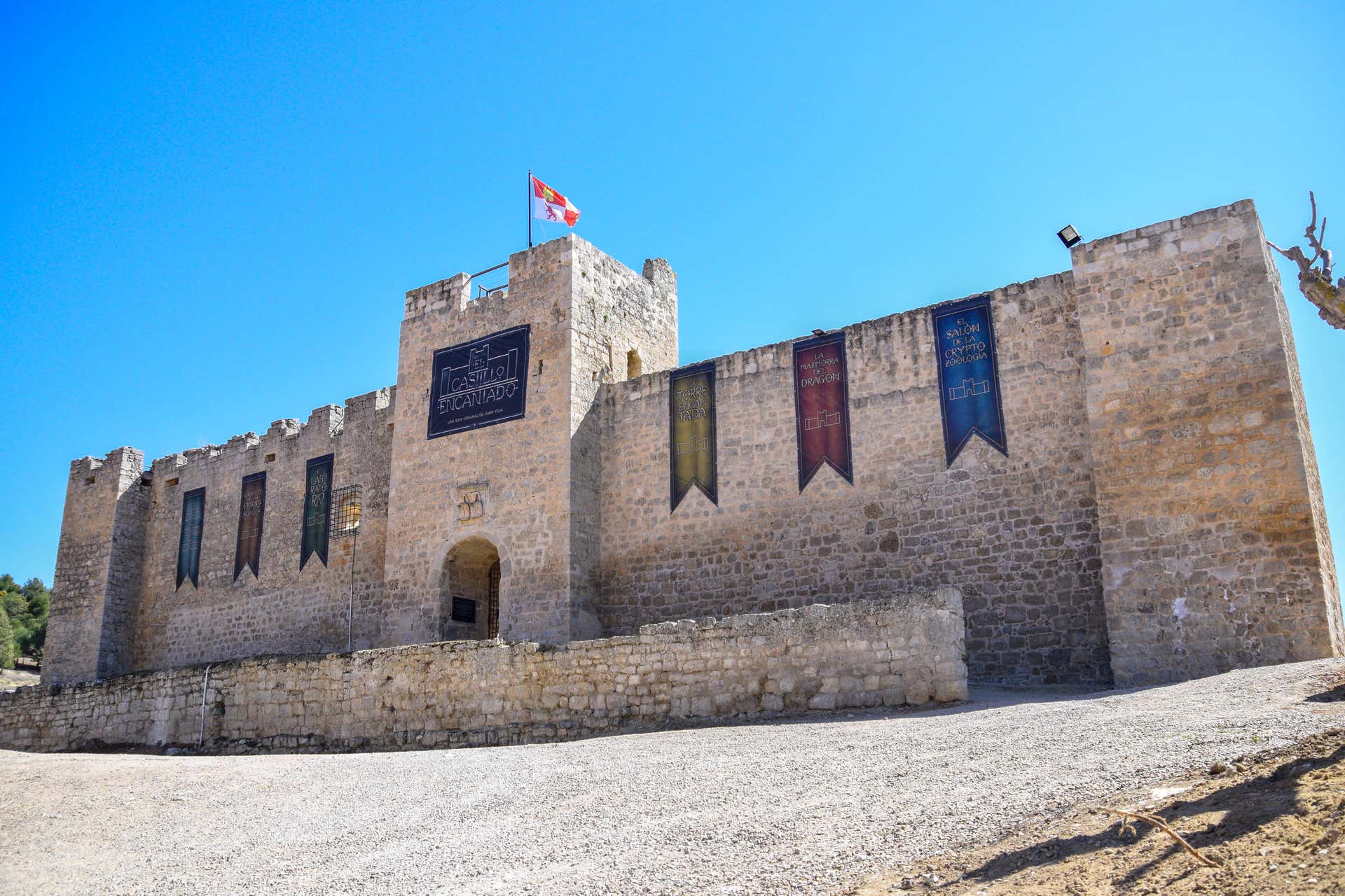 Offerta: Castillo Encantado + Puerto Espacial