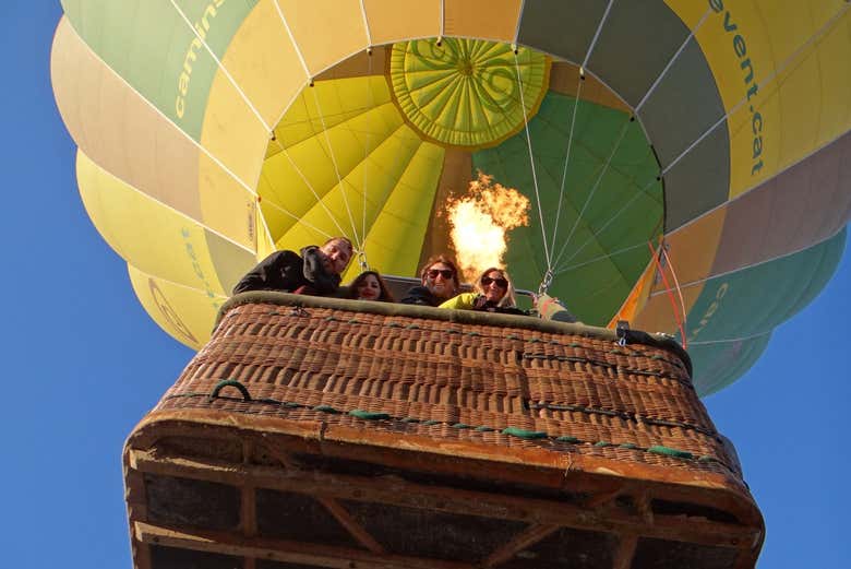 Disfrutando del paseo en globo