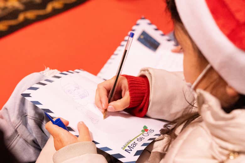 Escribiendo la carta a Papá Noel