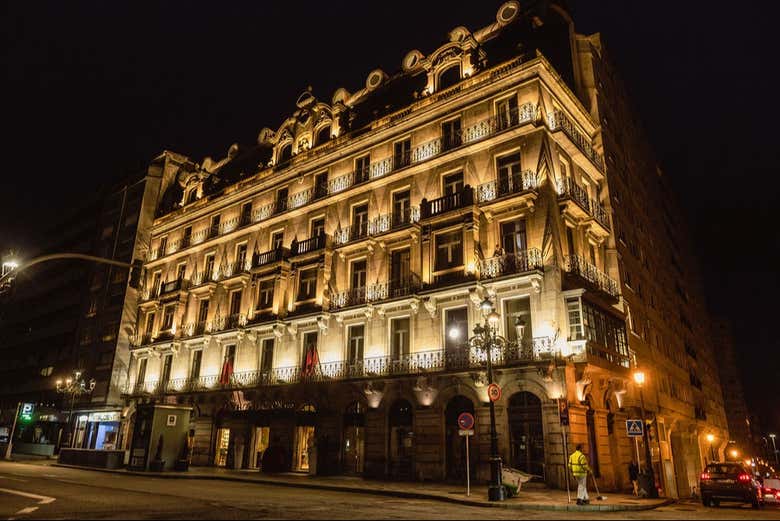Fachada do Hotel NH Collection Vigo