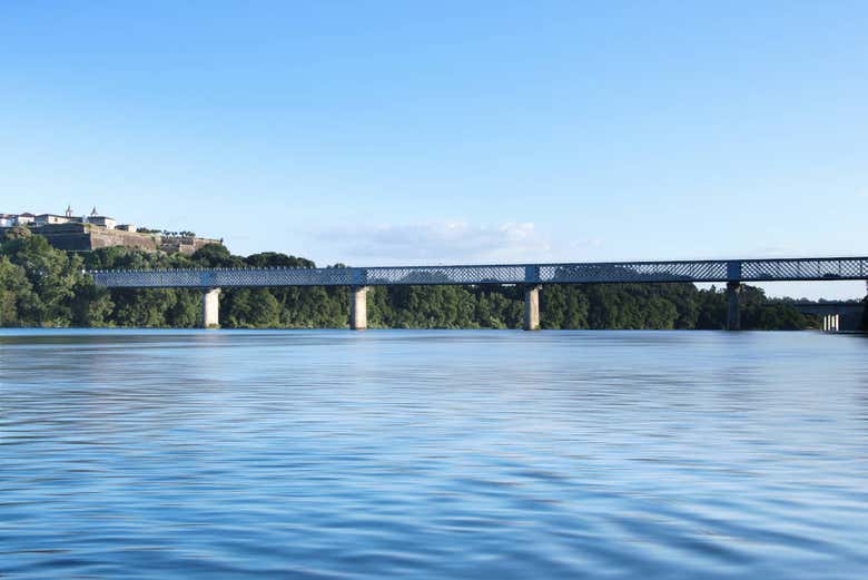 Ponte Internacional sobre o rio Miño