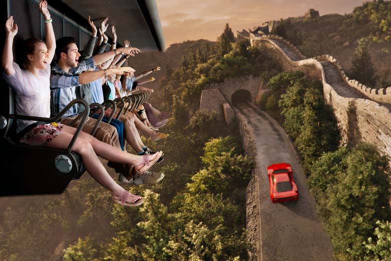 Profitez des attractions de Ferrari Land