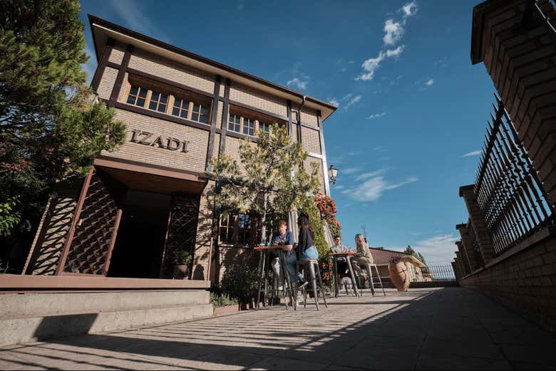 Exterior das vinícolas Izadi