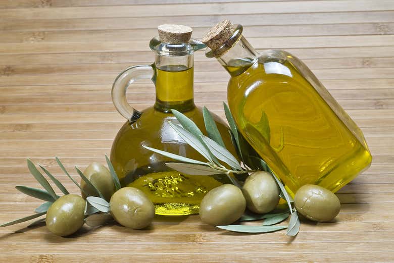 Experience an olive oil tasting in Jaen