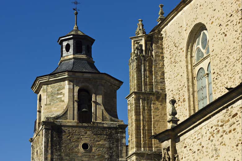 Collégiale de Villafranca