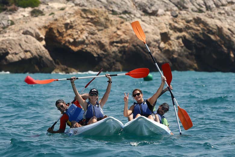 Disfrutando del tour en kayak