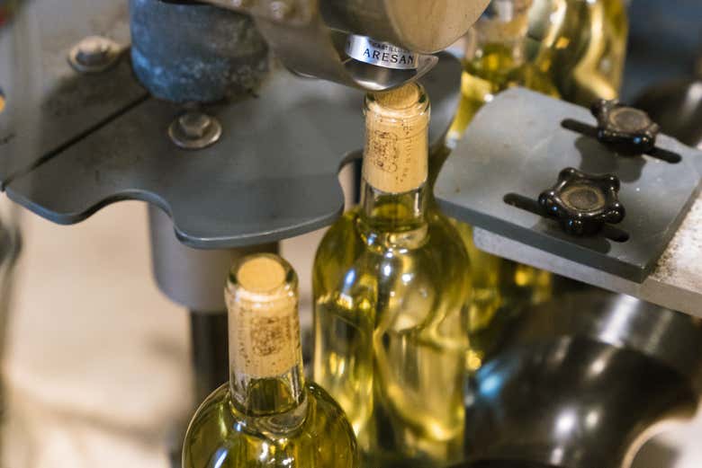 Proceso de embotellamiento en Castillo de Aresan