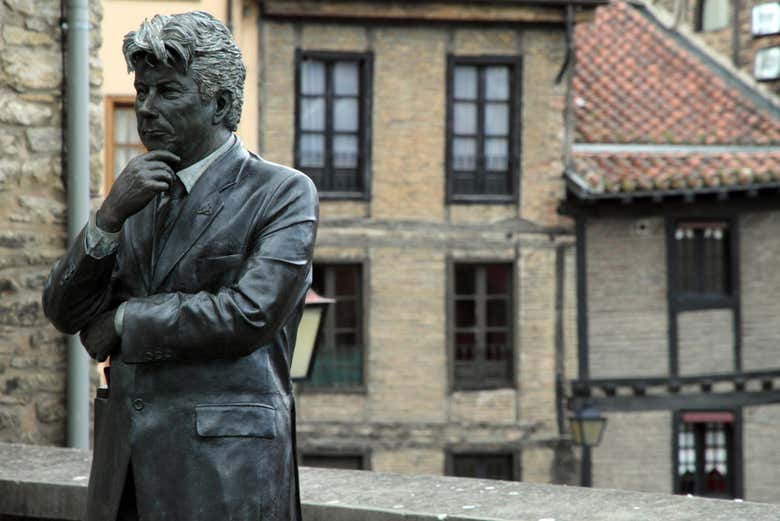 Estátua de Ken Follett