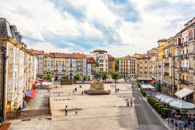 Plaza de la Virgen Blanca